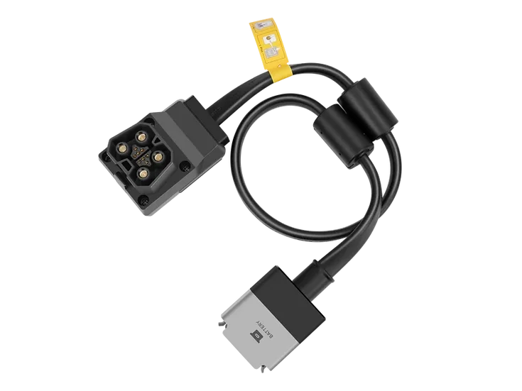 Câble de connexion adapté au micro-onduleur et à la Power Station avec fiche 4+8